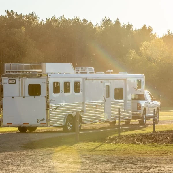 Pickup Truck Towing Heavy-Duty Horse Livestock Trailer