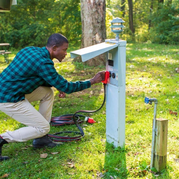 RV Shore Power Plug in to Campsite Electric
