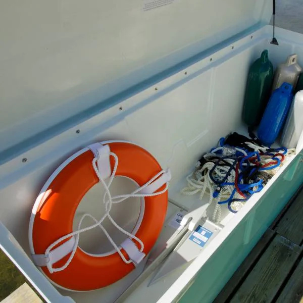 Low Profile Dock Box
