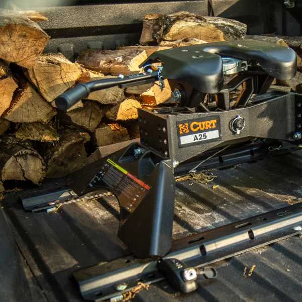 5th wheel hitch with rails