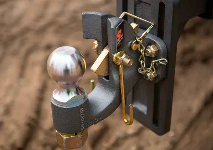 Adjustable Pintle Hitch