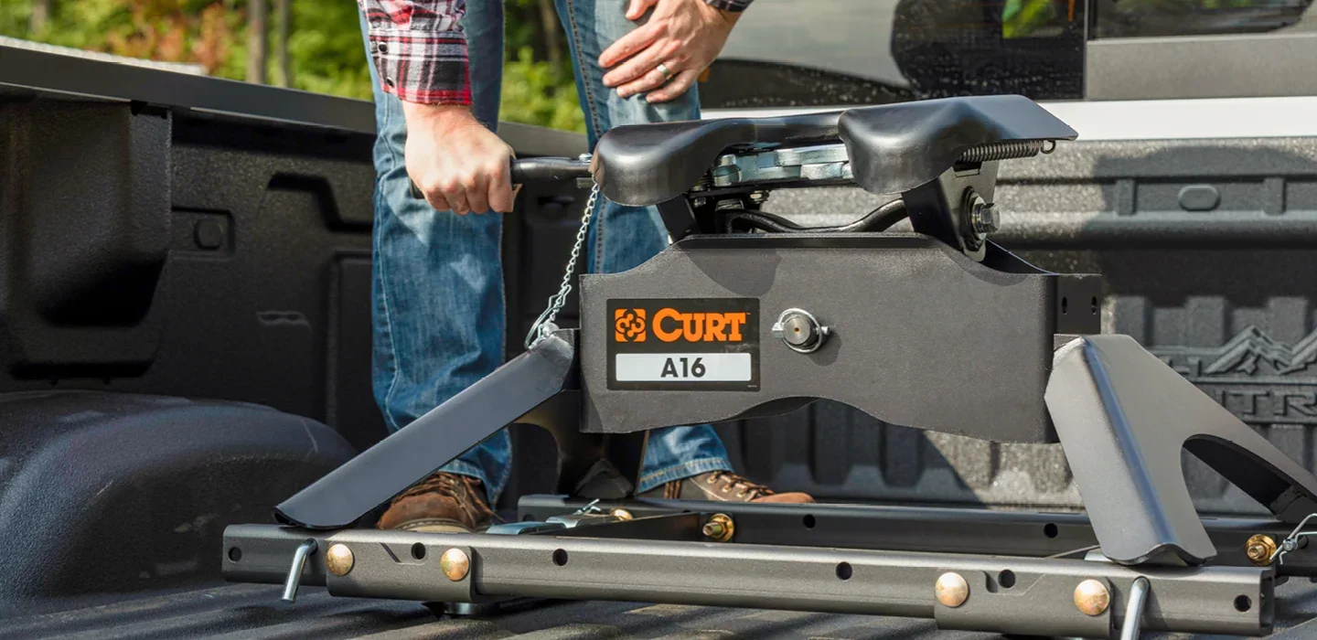 CURT A16 5th Wheel Hitch Open Jaws