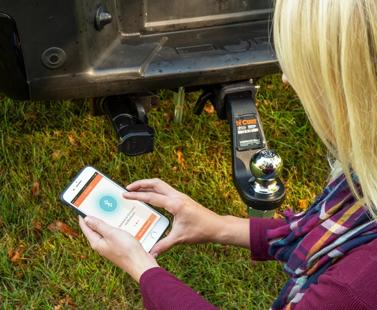 CURT Echo mobile brake controller with Bluetooth