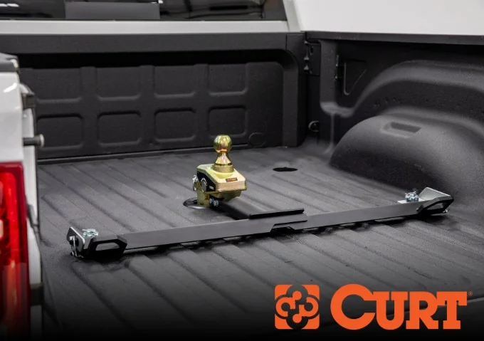 CURT Gooseneck Puck System Products