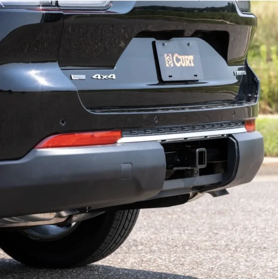 CURT multi-fit universal trailer hitches are reliable for safe towing.