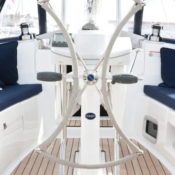 Lewmar Folding Boat Steering Wheel on a Yacht Lewmar Folding Boat Steering Wheel on a Yacht