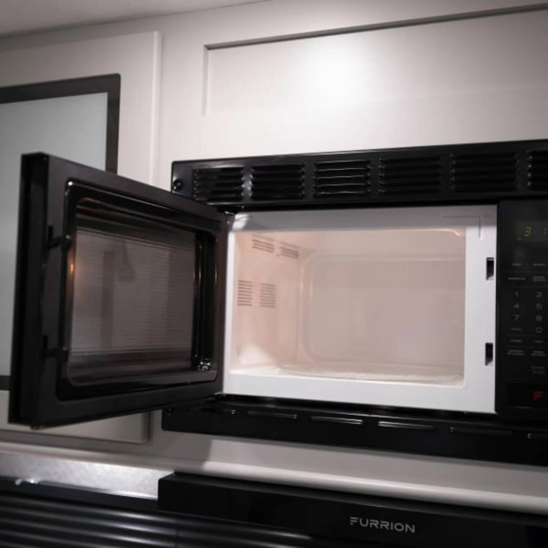 Open Furrion Marine Microwave Oven Open Furrion Marine Microwave Oven
