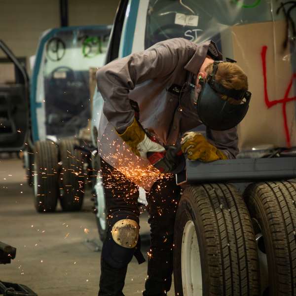 RV chassis frame stretching