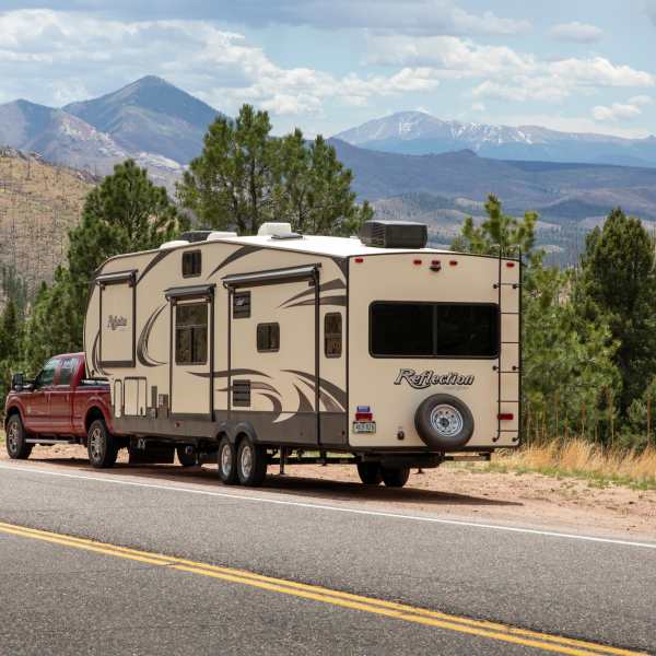 5th wheel camper being towed