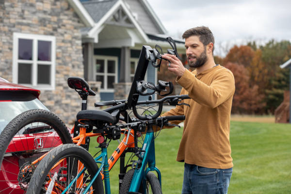 CURT ActiveLink Ultra Bike Rack Loading