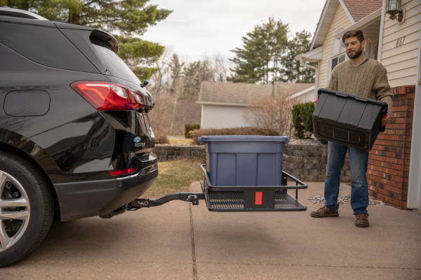 Cargo Hitch with Angled Shank Raised for Ground Clearance