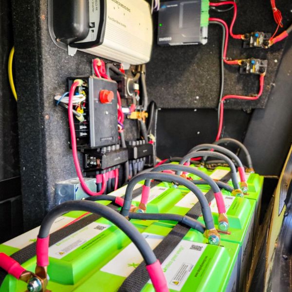 Customized RV power system