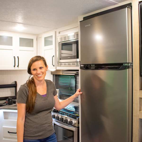 RVer with compressor fridge