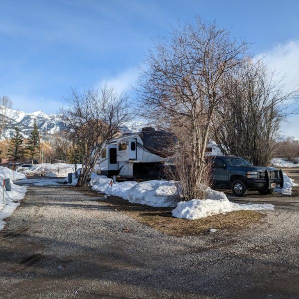 Fifth wheel RV trailer park