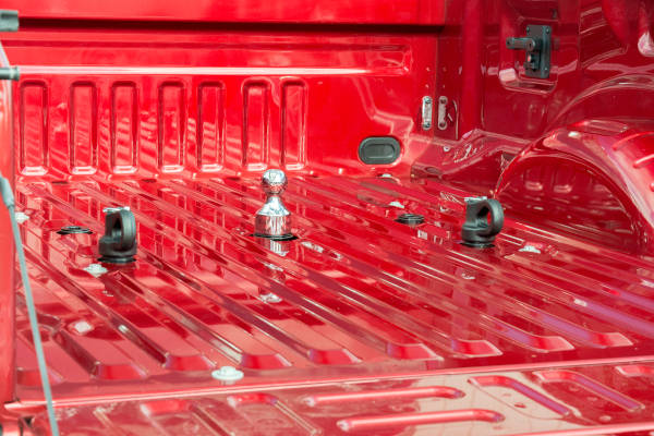 OEM Puck System Gooseneck Ball and Safety Chain Anchor Kit
