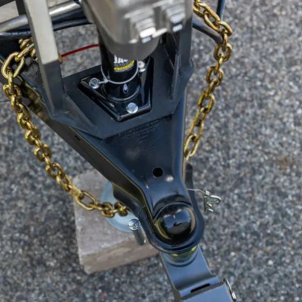 Trailer coupler