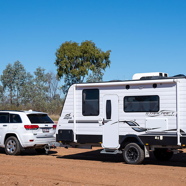 Jeep Towing Starcraft Travel Trailer