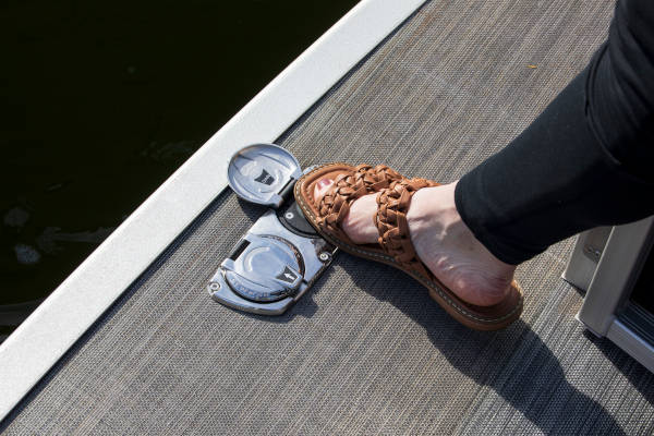 Venta Pontoon Anchor Winch